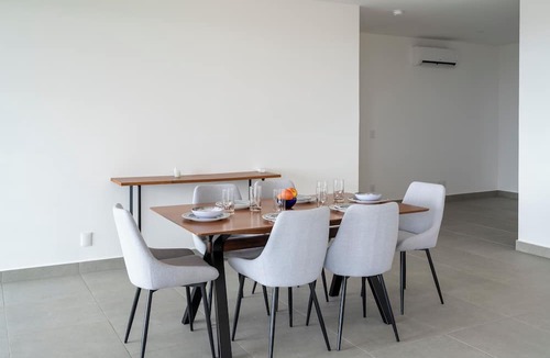 Zona Industrial Apartment | Dpto. de lujo frente a plaza Harbor