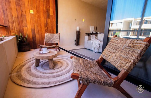 La Veleta Condo | Muunek by Landboutique