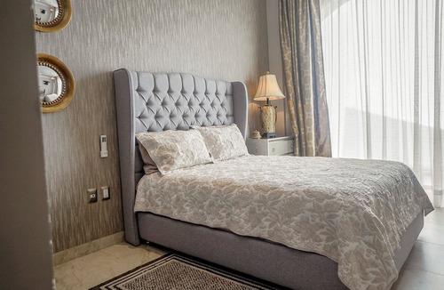 Leon Apartment | Luxury Apt with Balcony l León Gto