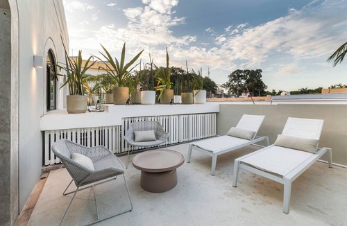 Zona Paseo Montejo Hotel | Casa Continental Hotel Boutique y Suites