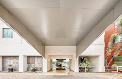 San Luis Potosi Hotel | Fiesta Inn Express San Luis Potosí Oriente