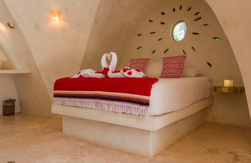 Soliman Bay Cabin | Room-unique Jungle Dome Ik