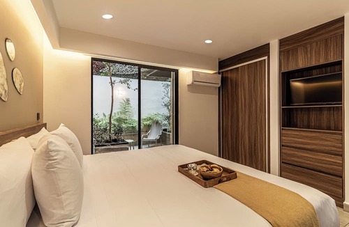 Colonia Cuauhtemoc Hotel | Casa Grijalva by Kukun Apartments