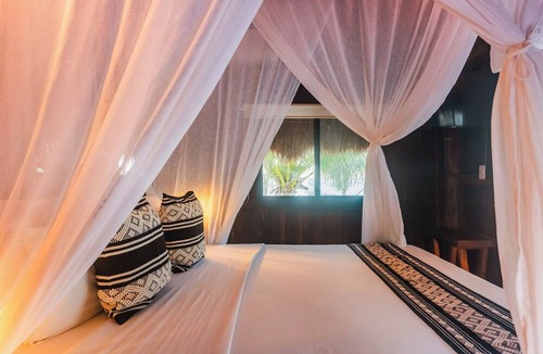 Puerto Morelos Hotel | Makuuch Cabañas