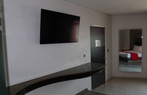 Mexicali Hotel | Motel Kiss