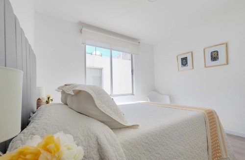 Escandon Apartment | Beautiful Apt steps to Condesa. 4Beds +Parking