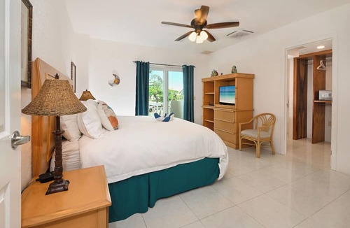 Colonia Andres Condo | Oceanfront Condo w/Terrace, Pool at El Cantil 3CS