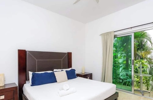Zazil-ha Apartment | Casa del Mar - Rooftop Pool walk to Coco Beach
