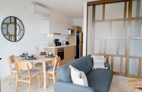 Gonzalo Guerrero Apartment | Ipana 403 1 block f/5th. ave. by Blueplaya