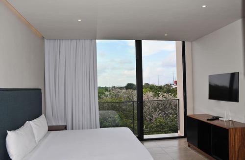 Ejidal Condo | Kaab At The Park by The Spot Rentals