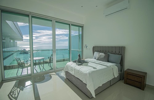 Ferrocarrilera Condo | Everything you need on the Malecon -1503 T eMe