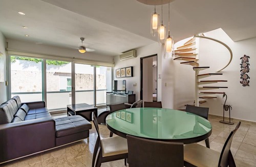 Centro Apartment | Duplex w/Rooftop Plunge Pool – Walk to Beach