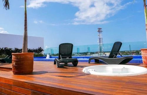 Centro Apartment | 5 Blocks to Beach | Icono Oceanview Pool & Hot Tub