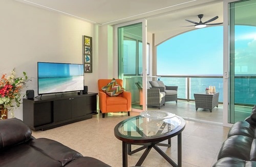 Colonia Andres Condo | Casa de Esperanza 8th Flr Penthouse PHBS