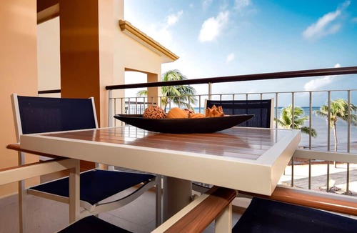 Downtown Condo | True Oceanfront 1 Bd El Faro Great Rates! S308