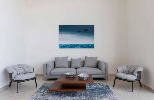 Downtown Cancun Apartment | Lagoon-View Apt - Cancun - Pool & Gym - Sleeps 4