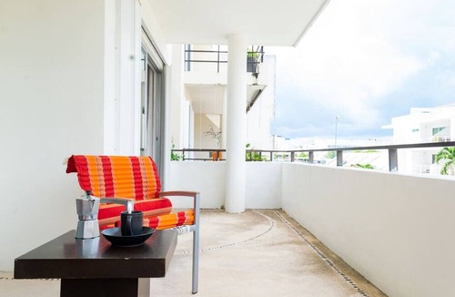 Gonzalo Guerrero Apartment | Aqua Terra 204 by Blueplaya 3 blocks f/5th Av.