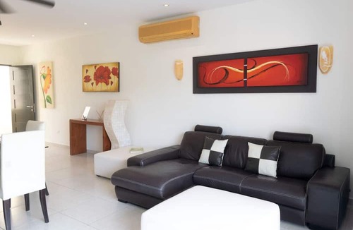Gonzalo Guerrero Apartment | Aqua Terra 204 by Blueplaya 3 blocks f/5th Av.