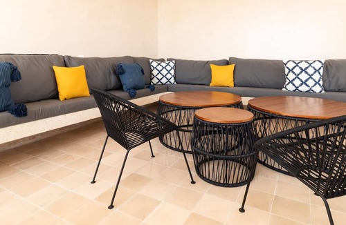 Centro Condo | Budget Studio just minutes from the beach. Perfect for couples!