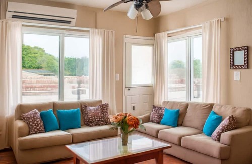 Centro Apartment | Beachfront Ocean-View Balcony Near 5th Ave