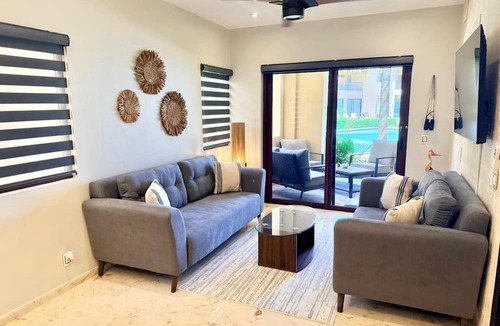 Downtown Condo | Beachfront Condo, Walk-Out Patio to Pool & BBQ