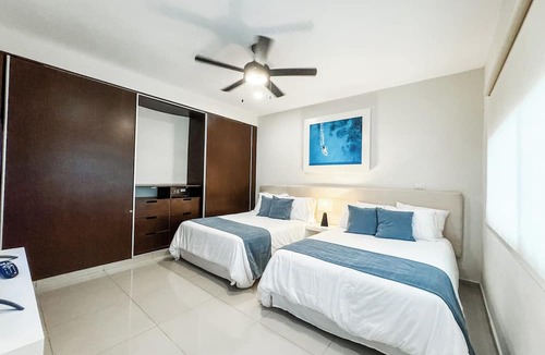 Gonzalo Guerrero Apartment | Very Big recently renewed 3 bedrooms apartment with private bathroom each