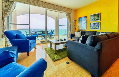 Colonia Andres Condo | EL CANTIL 5-star Caribbean Villa, Right on the Ocean - Beautiful Views