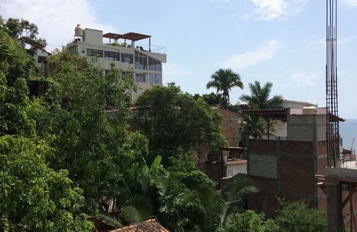 Downtown Puerto Vallarta Condo | In the heart of down town Puerto Vallarta, quiet 1 BR condo.