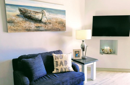 Cabo Bello Condo | LARGE OCEAN VIEW 1 BEDROOM w/US & CA CHANNELS- ENHANCED CLEANING