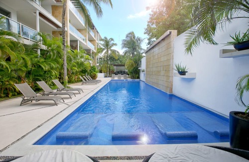Downtown Condo | Huge Luxury Penthouse in the Heart of Playa - Oasis Chloe