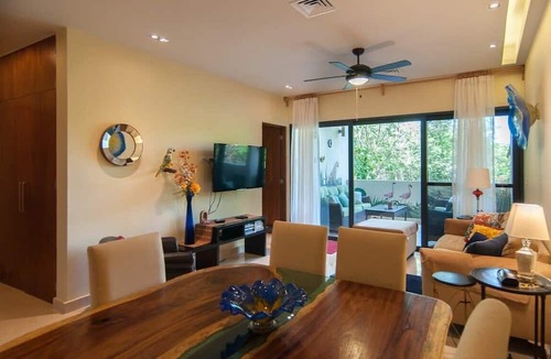 Gonzalo Guerrero Condo | Family Friendly on Calle 38 Rooftop Pool & Beach