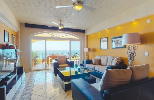 Amapas Condo | Ocean View in Estrellita Del Mar 202 2BD Condo for rent in Amapas, Puerto vallar