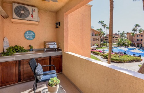 San Jose del Cabo Condo | New! Perfect Location with Great View of Ocean!