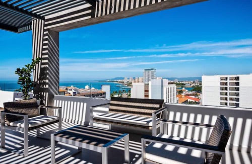 North Hotel Zone Condo | Ocean-view Portosanto 502 in Puerto Vallarta, 2BR/2BA