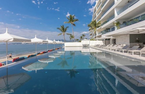 Bucerias Apartment | UDARA PH-F | 7th Floor 3BR Condo, Mountain Views & Luxe Resort Amenities