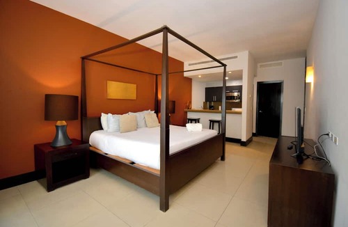 Downtown Apartment | Aldea Thai by AR Vacations