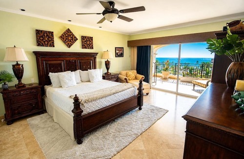Zona Hotelera Condo | Las Mananitas 4504, San Jose del Cabo, Beachfront Penthouse, Amazing Oceanviews