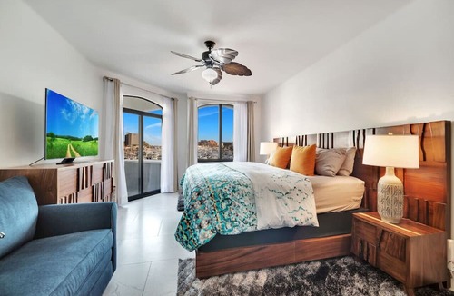 Centro Apartment | Cabo Marina, Plaza Bonita, New, Central