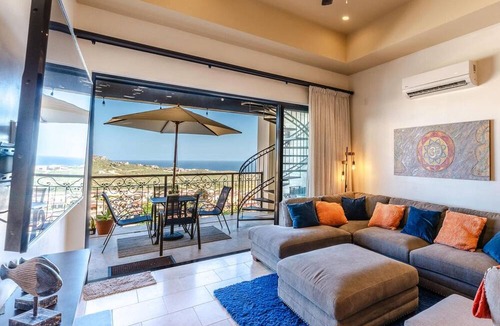 Cabo San Lucas Condo | CCV Quivira-2BRPenthouse w/Rooftop Patio, Ocean Views, Golf - FREE GOLF CART!