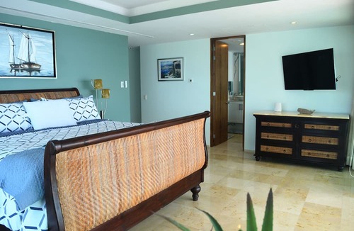 Isla Iguana Condo | Unwind in style-Your Luxury Vacation Penthouse in Puerto Vallarta,MX!