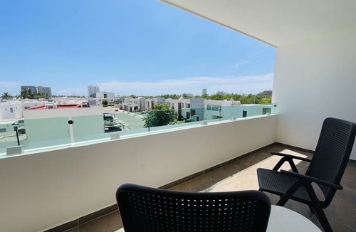 Villa Marina Condo | Marina Cerritos 310: Rooftop, Pools & Near Beach