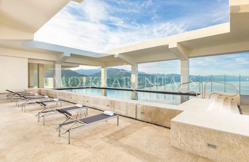 Las Glorias Apartment | Harbor NT2505 by Moikkarentals
