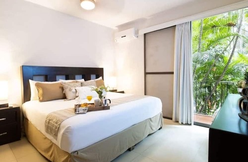 Fluvial Vallarta Apartment | Tropical Oasis, Pools & Serene Getaway in Vallarta