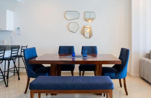 Zona Dorada Apartment | Spectacular Camino al Mar for 6 people - CM902