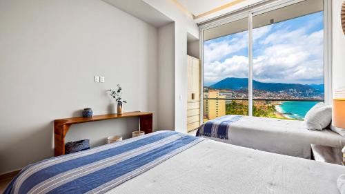 Las Glorias Apartment | Panoramic Oceanview 4BR Penthouse with Private Hot Tub