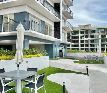 North Hotel Zone Apartment | Infinity Pool- Walk to Beach, Marina y La Isla