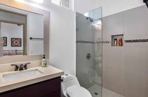 La Paloma House | Airy, Beach-View Dog-Friendly Villa with Patio, Outdoor Pool, Streaming, AC