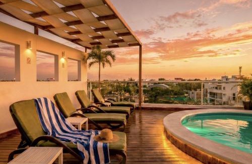 Luis Donaldo Colosio Apartment | Pool & Patio 1BR 2BR Suites Sleeps 2-8, Beach & 5th Ave 10 Min, New Chedraui 15 Min, Kitchen WiFi AC