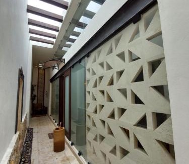 Zona Paseo Montejo Apartment | Beautiful apartment with pool in the VIP area of Paseo Montejo