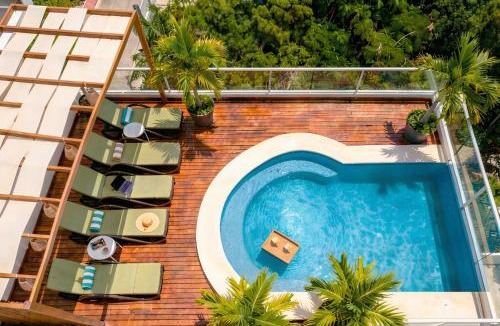 Luis Donaldo Colosio Apartment | Pool & Patio 1BR 2BR Suites Sleeps 2-8, Beach & 5th Ave 10 Min, New Chedraui 15 Min, Kitchen WiFi AC